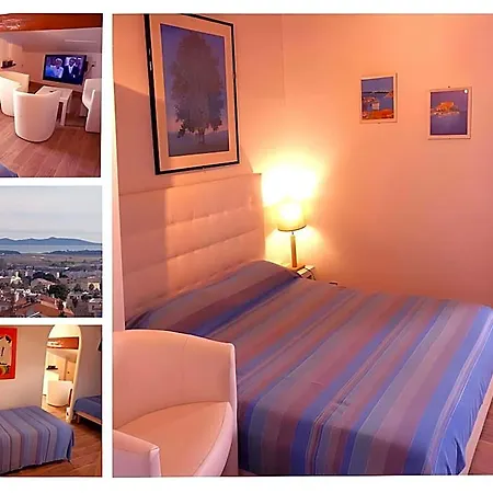 Du Soleil Hotel