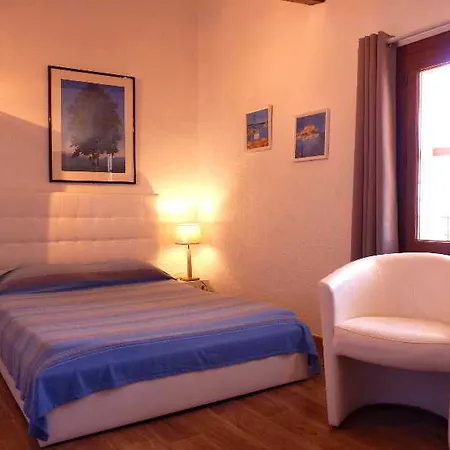 Du Soleil 2* הייר