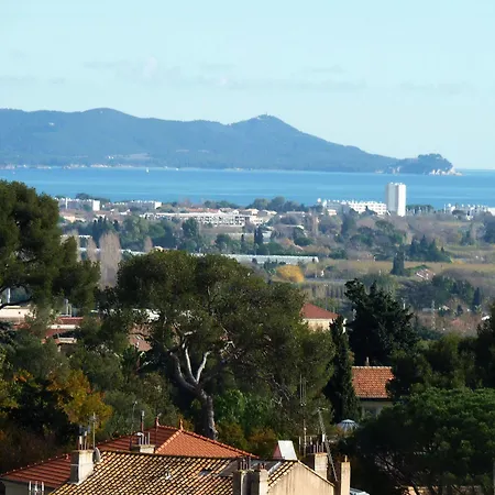 Du Soleil מלון 2*