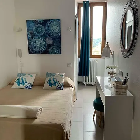 Du Soleil Hotel 2*