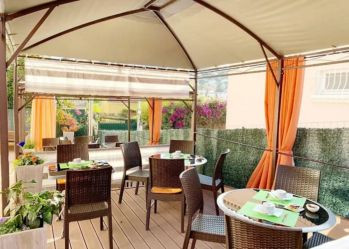 Du Soleil Hotell